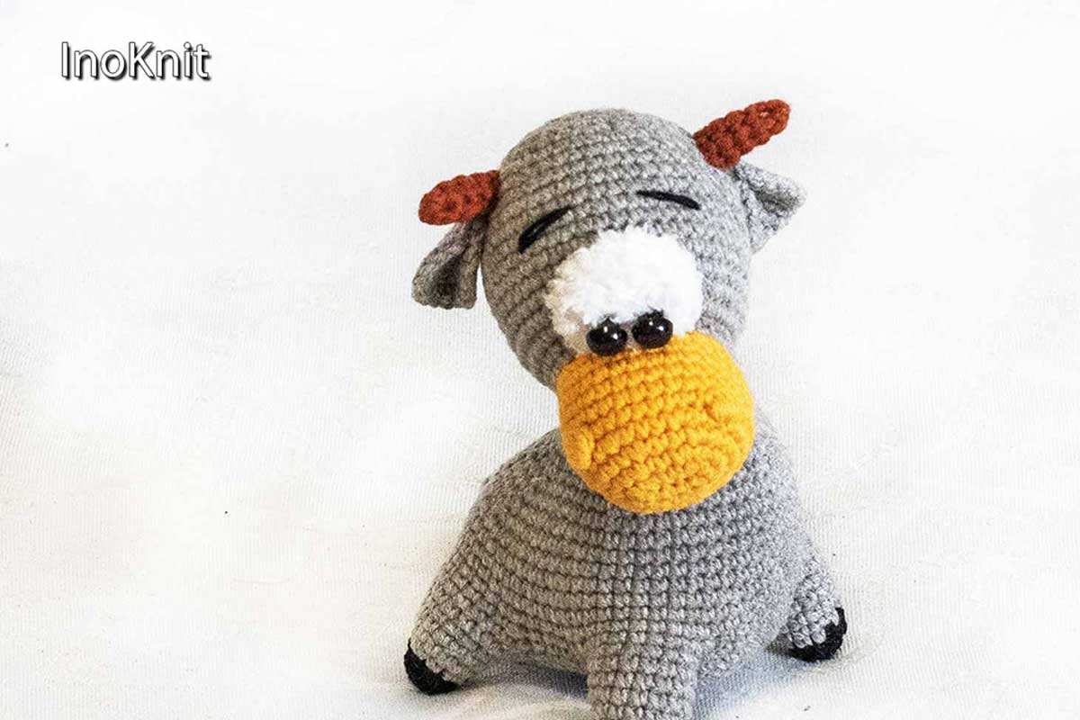 плетена играчка Теленце на една кука цена